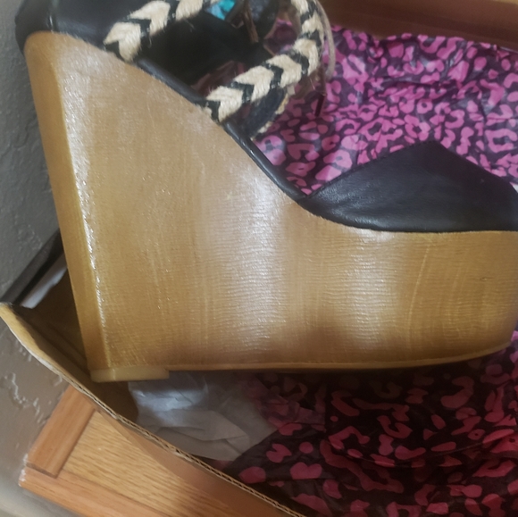 Black ankle tie wedges - Picture 4 of 6